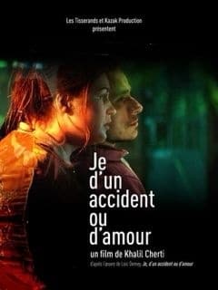 Affiche du film "Je d'un accident ou d'amour" : De profil, les visages d'une femme et d'un homme sont superposés. Derrière eux, un paysage flou aux tons verts. Une lumière chaude irradie l'épaule et le cou de la femme. 